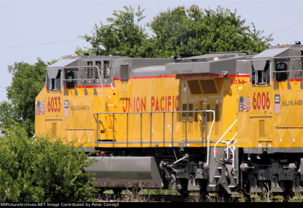 UP 6033